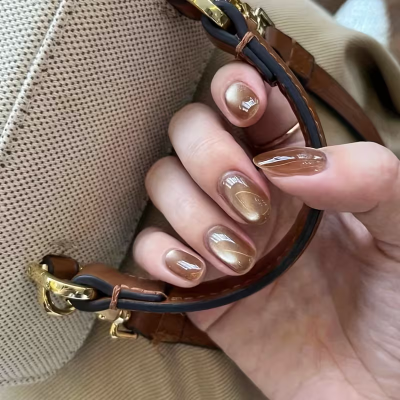 Midnight Cat-Eye Press-On Nails — product detail