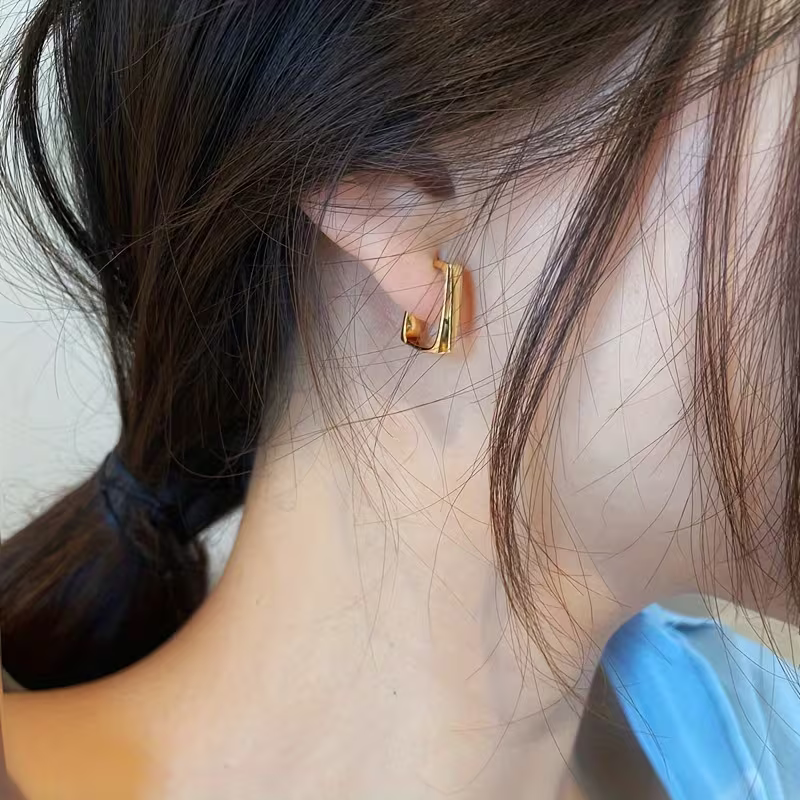 The Élan Studs — close-up detail