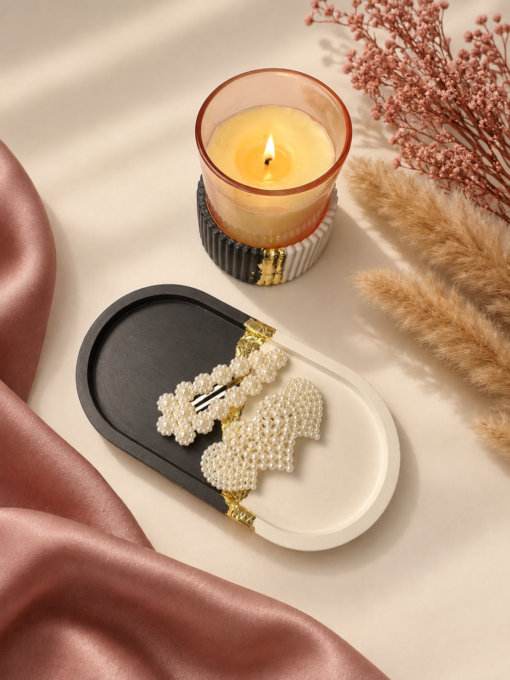 The Pearl Edit Hair Clips — additional view 9