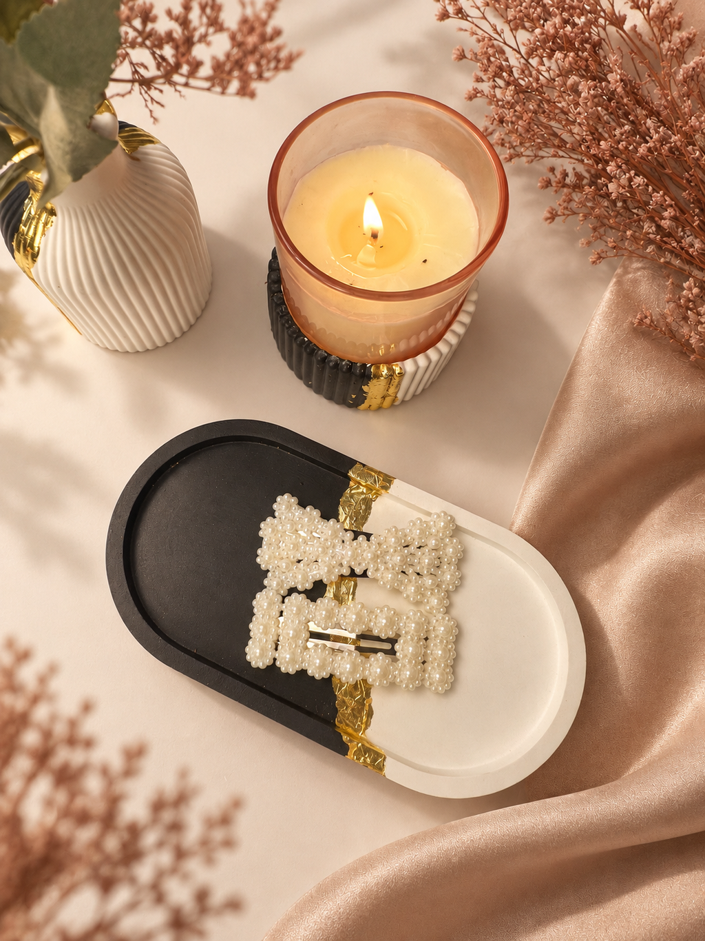 The Pearl Edit Hair Clips — additional view 12
