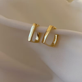 The Élan Studs